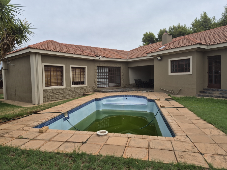 3 Bedroom Property for Sale in Doringkruin North West